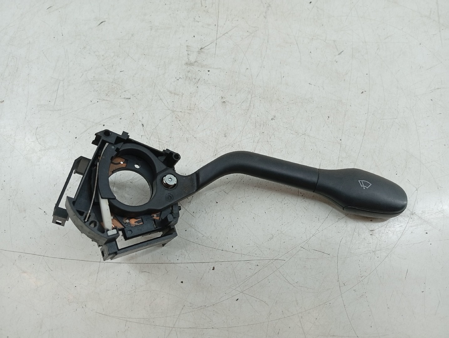 Comutador de limpa-para-brisas VOLKSWAGEN GOLF III (1H1) | 91 - 98 Imagem-1