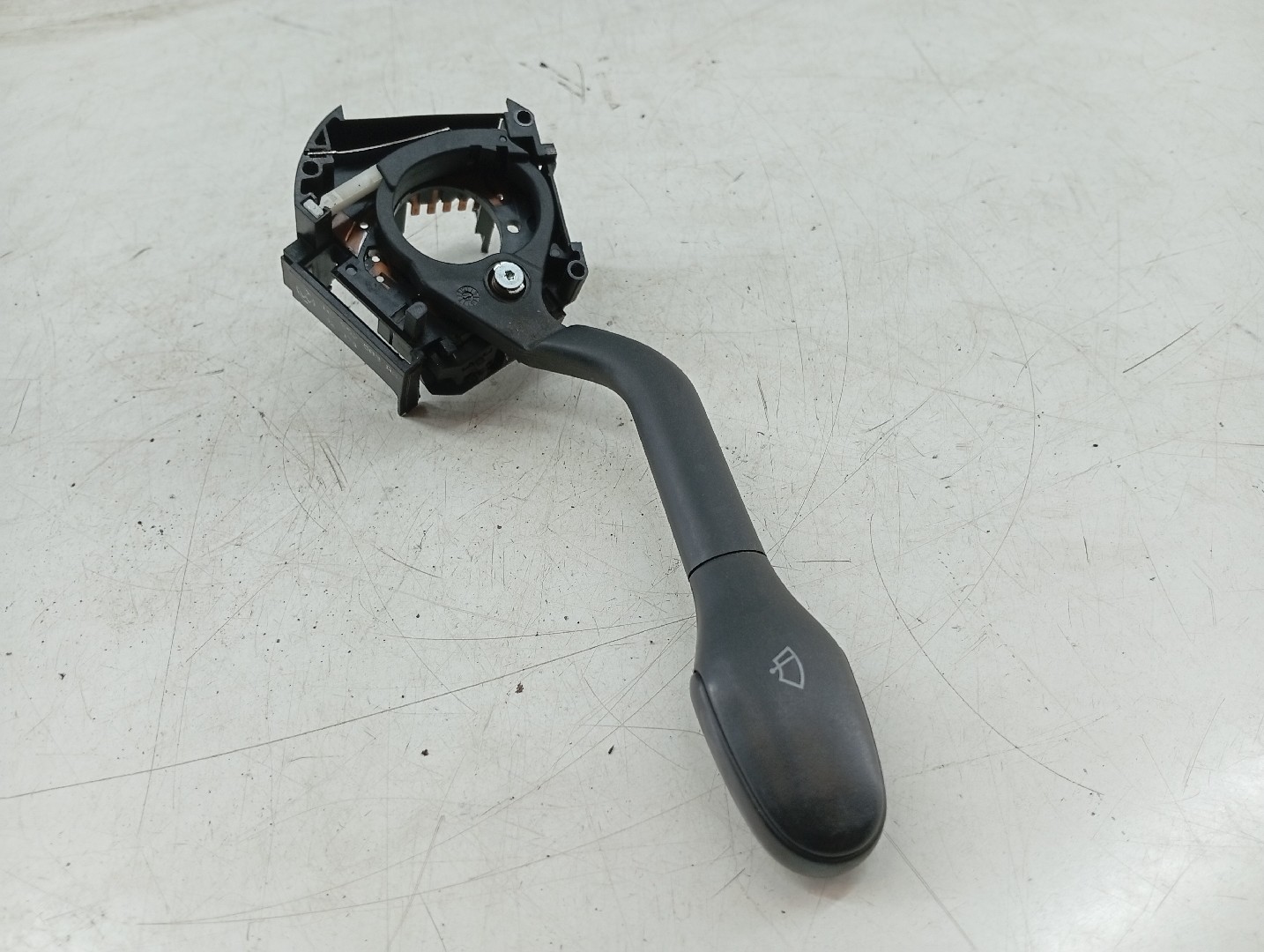 Comutador de limpa-para-brisas VOLKSWAGEN GOLF III (1H1) | 91 - 98 Imagem-2