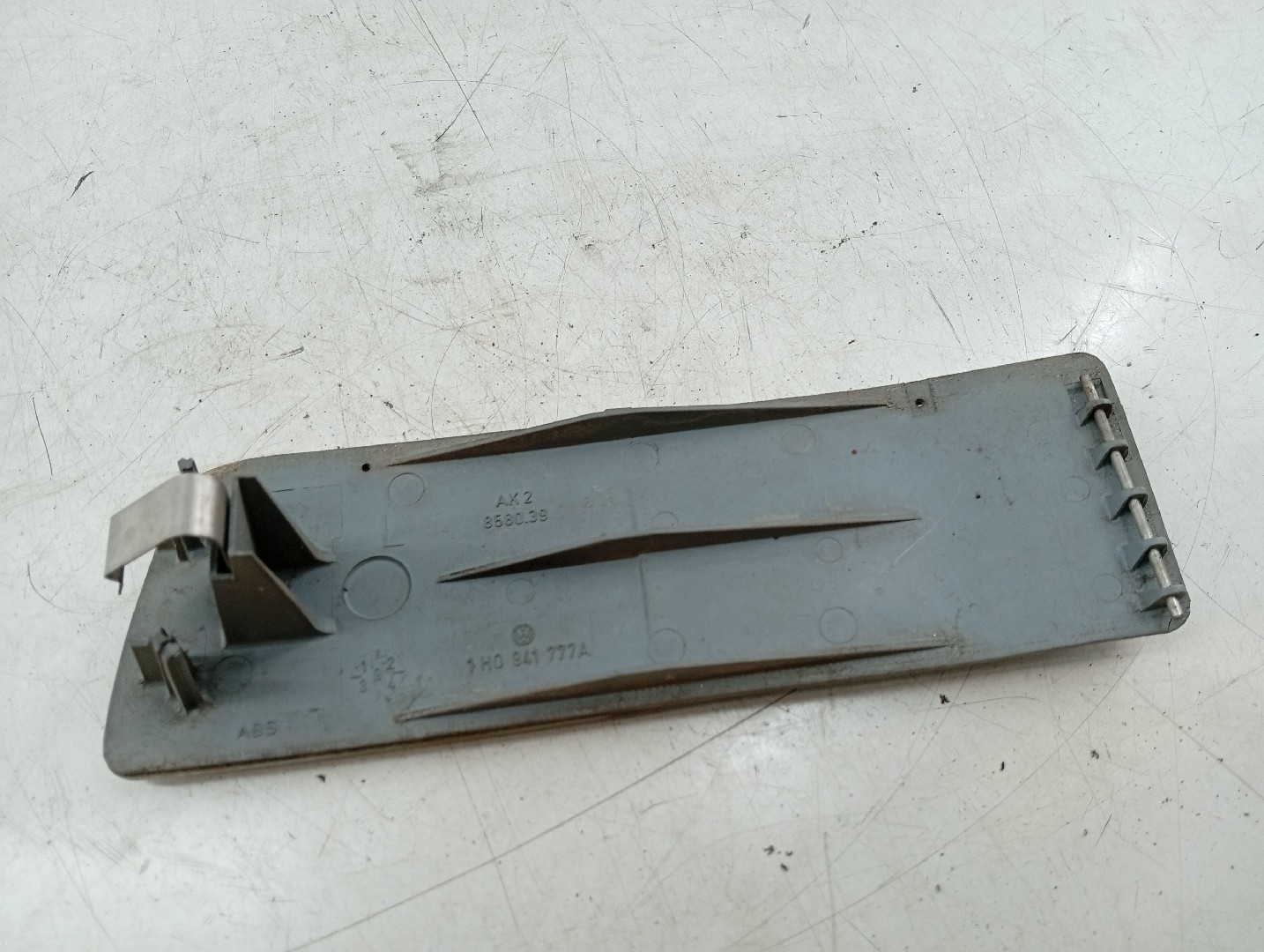 Refletor VOLKSWAGEN GOLF III (1H1) | 91 - 98