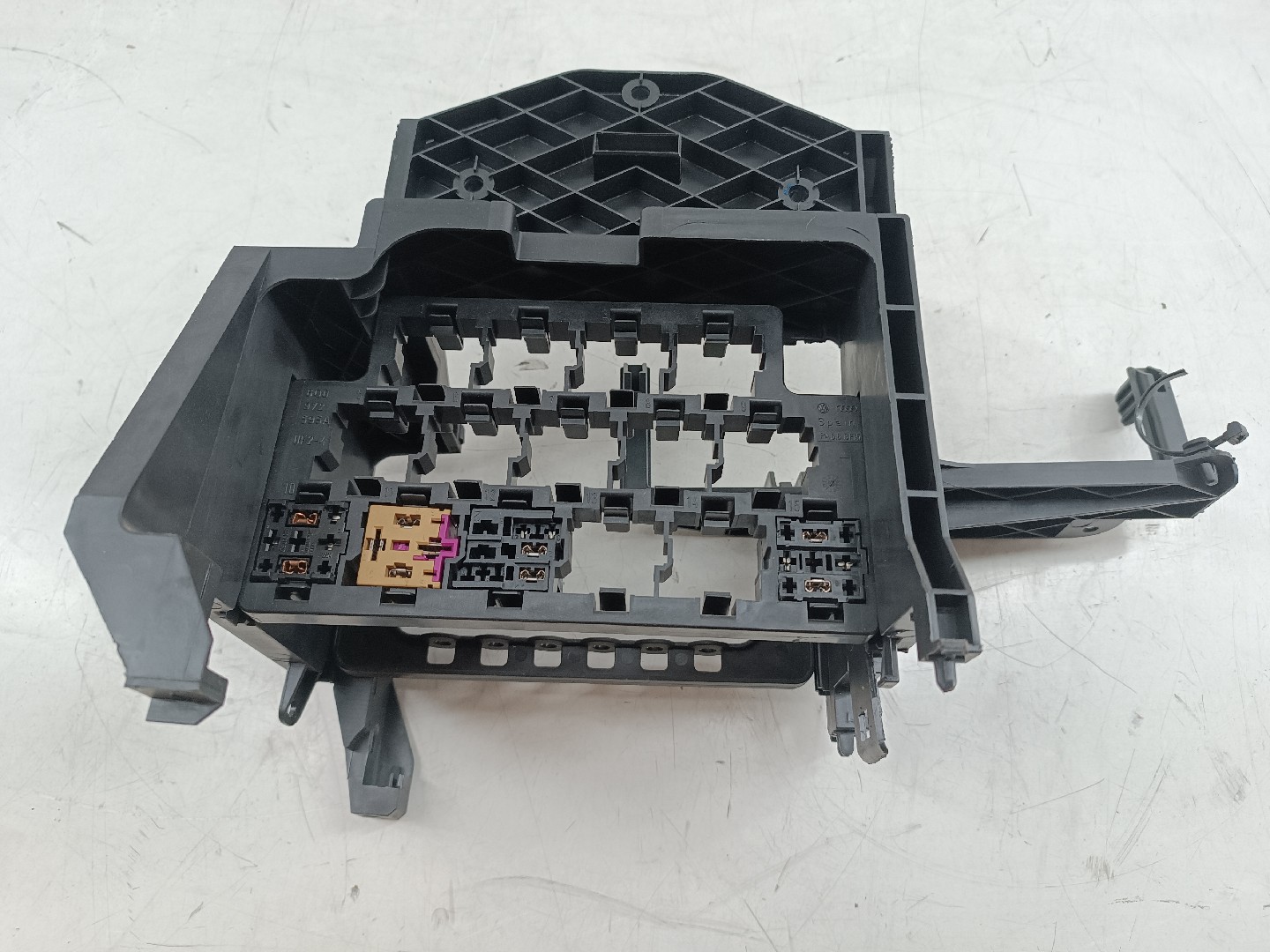 Suporte de relés/ fusíveis VOLKSWAGEN POLO (9N_) | 01 - 14