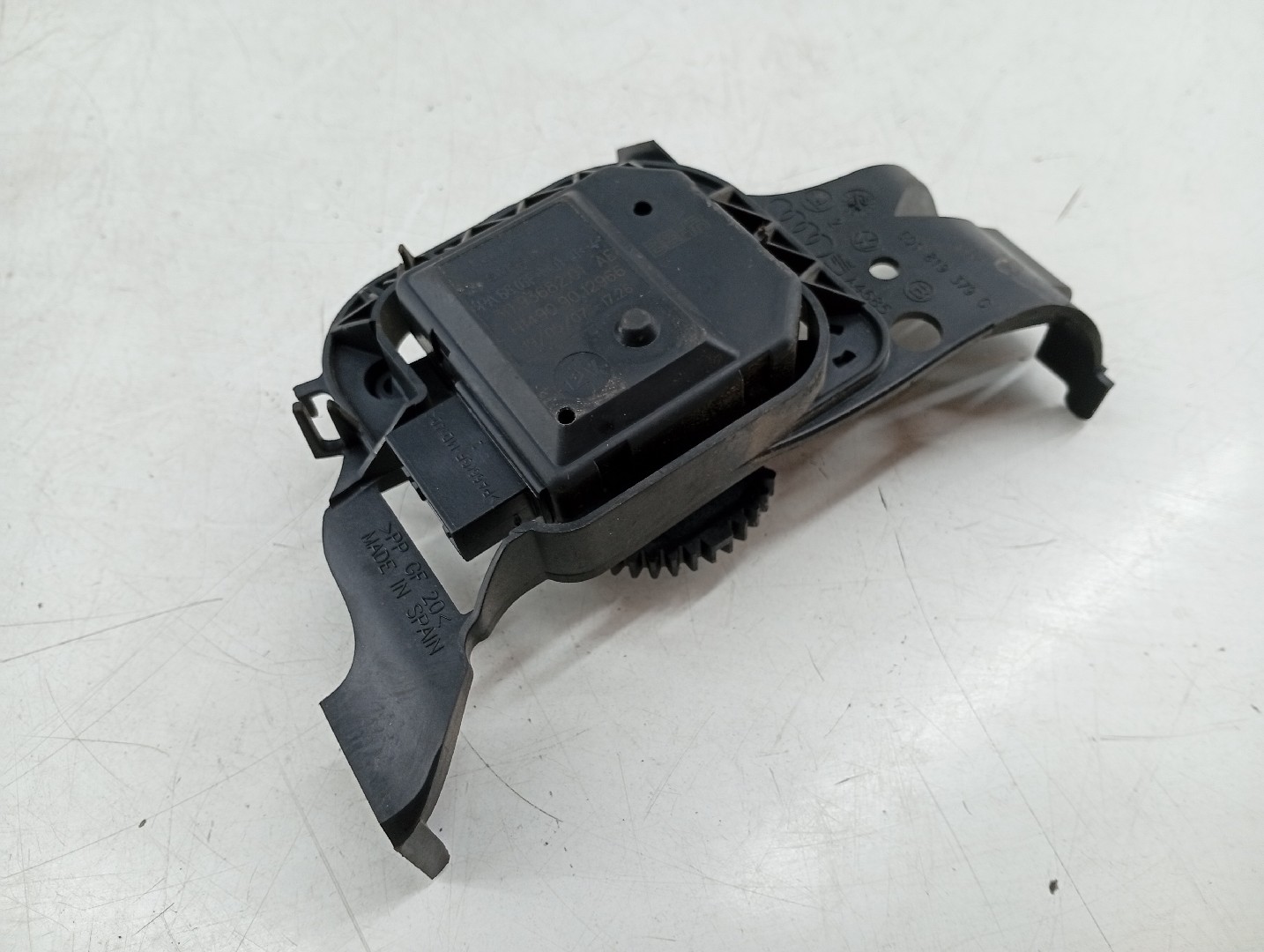 Motores atuadores de sofagem VOLKSWAGEN POLO (9N_) | 01 - 14