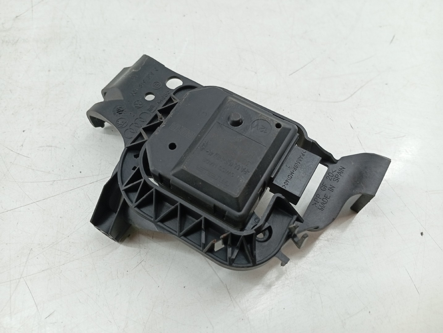 Motores atuadores de sofagem VOLKSWAGEN POLO (9N_) | 01 - 14 Imagem-1