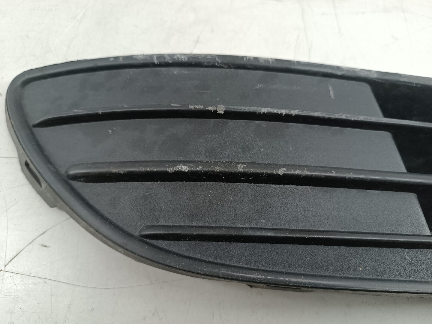 Grelha de para-choques VOLKSWAGEN POLO (9N_) | 01 - 14 Imagem-4