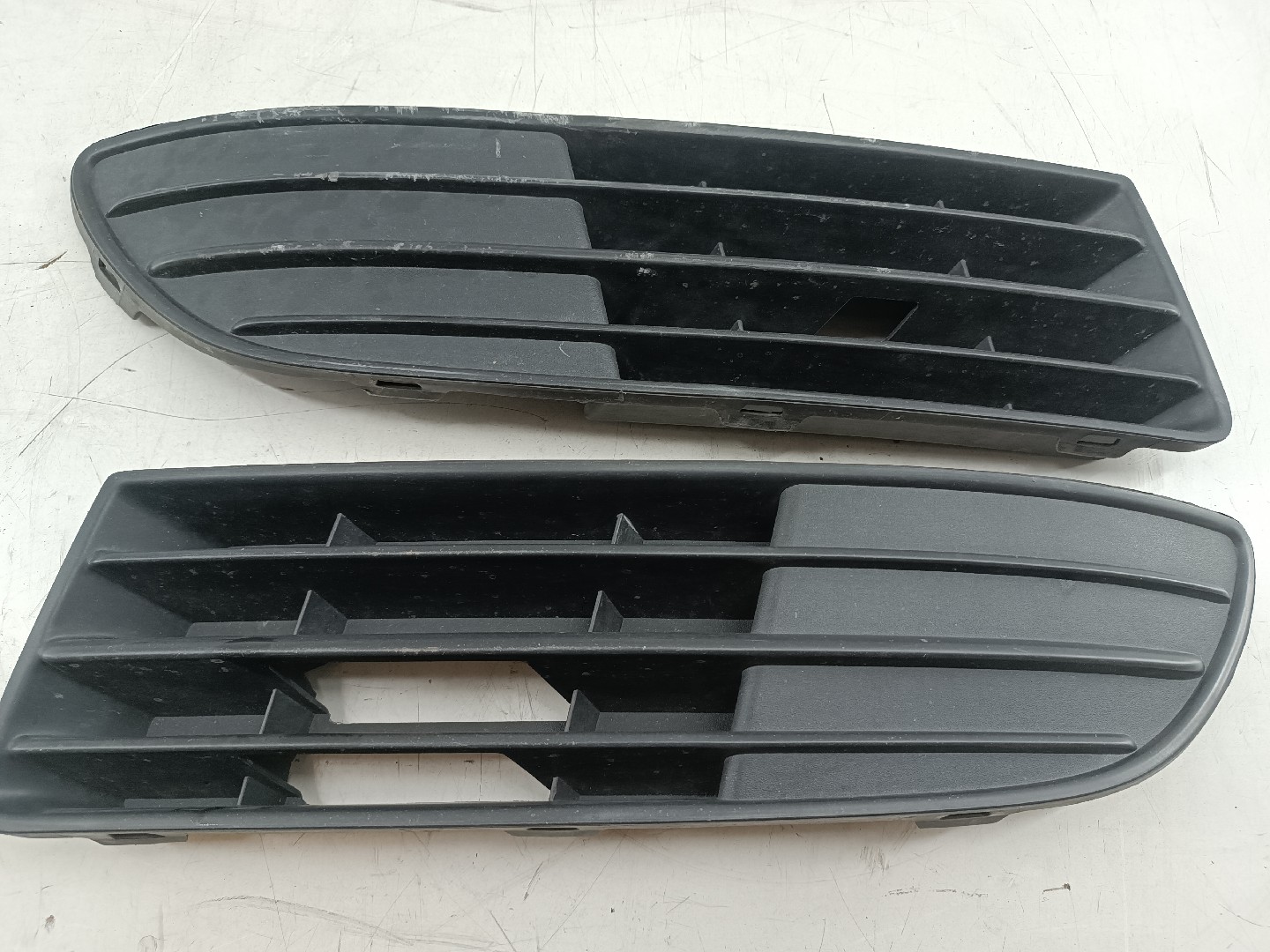 Grelha de para-choques VOLKSWAGEN POLO (9N_) | 01 - 14 Imagem-6