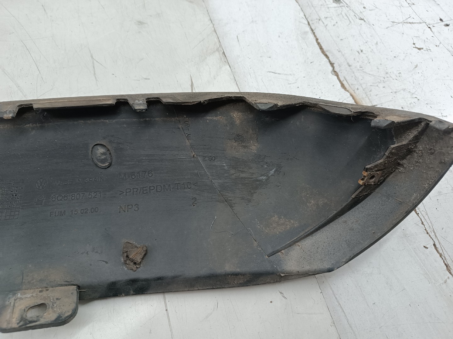 Acabamento de Para-Choques VOLKSWAGEN POLO (9N_) | 01 - 14 Imagem-2