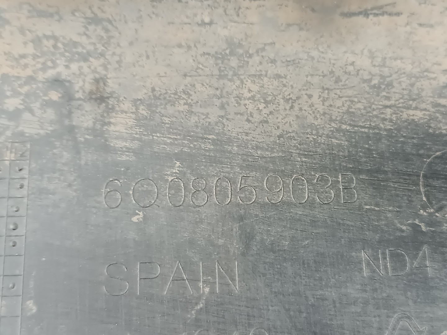 Lip de para-choques frontal VOLKSWAGEN POLO (9N_) | 01 - 14 Imagem-3