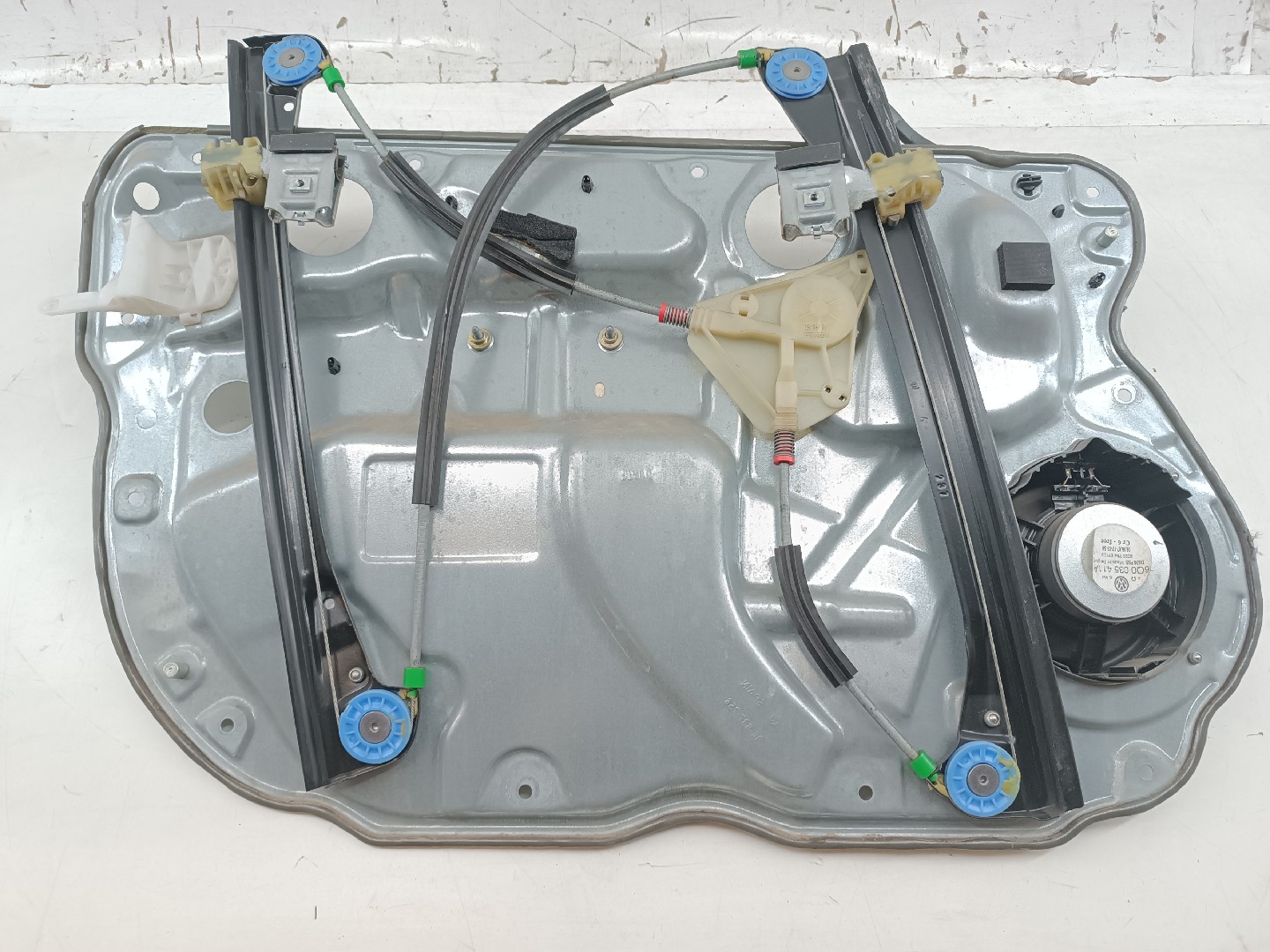 Motor e elevador de vidro frente direito VOLKSWAGEN POLO (9N_) | 01 - 14