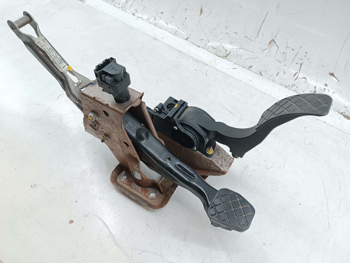 Pedal acelerador e travão VOLKSWAGEN POLO (9N_) | 01 - 14 Imagem-5