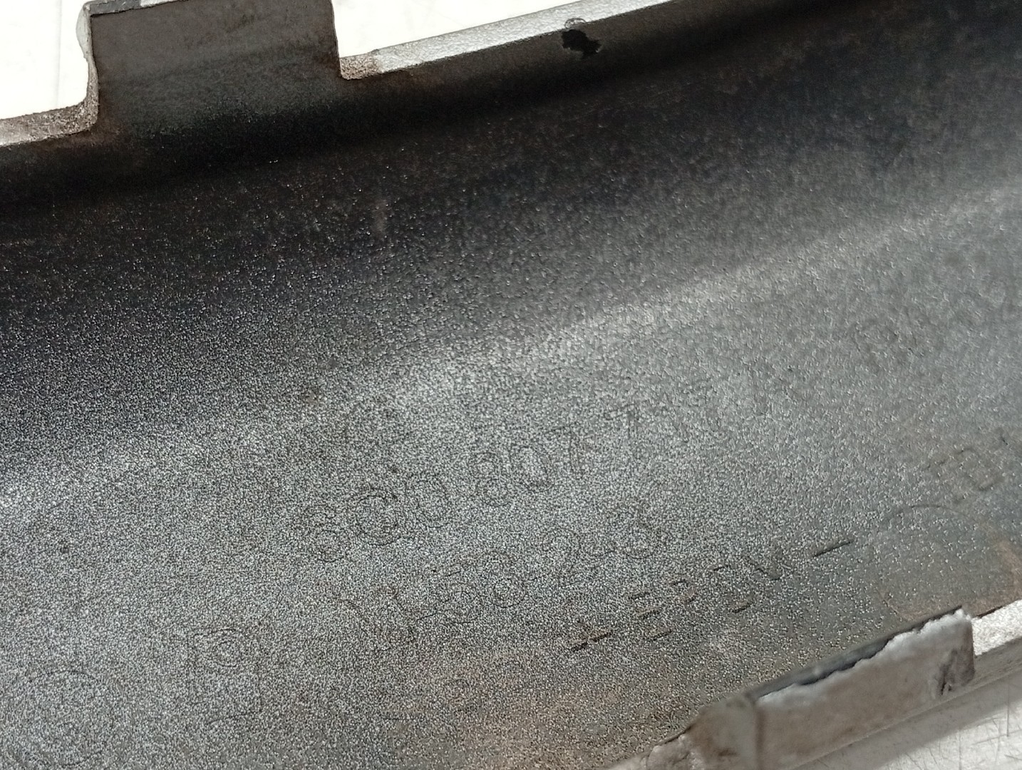 Friso de para-choques frente VOLKSWAGEN POLO (9N_) | 01 - 14 Imagem-2