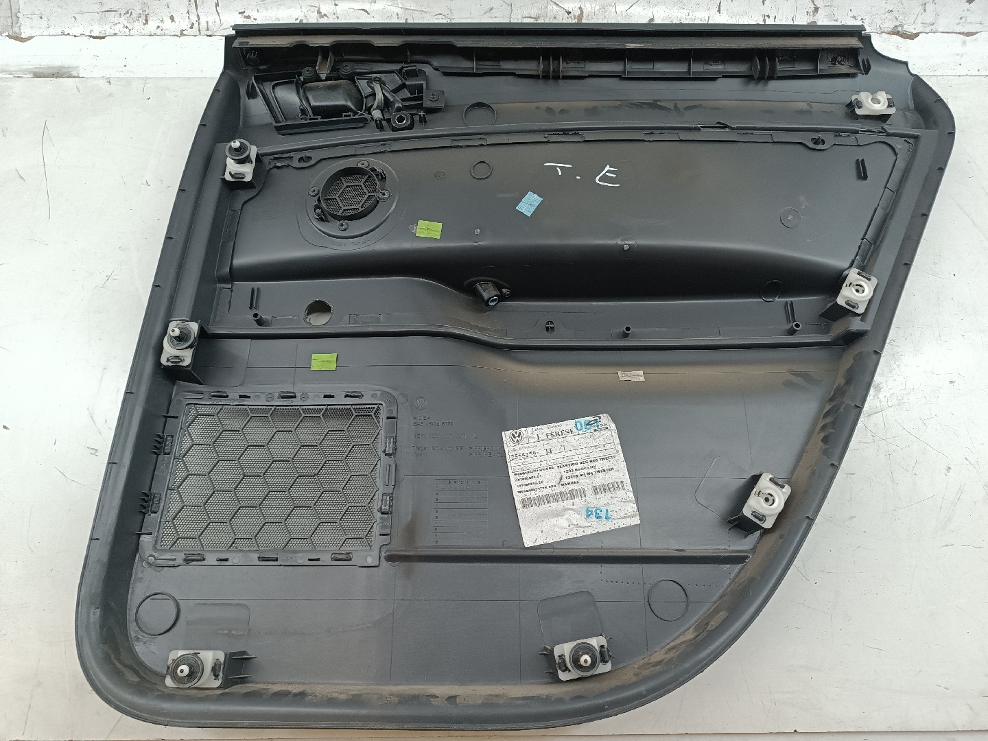 Quartela de porta trás esquerda VOLKSWAGEN POLO (9N_) | 01 - 14