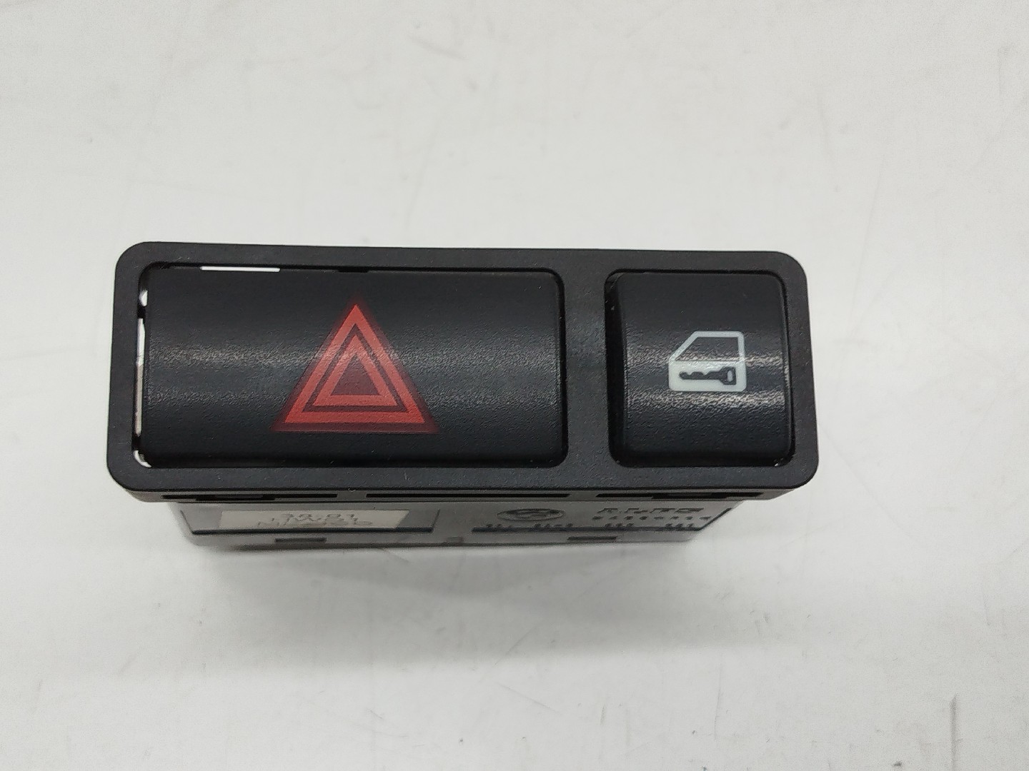 Botão dos 4 piscas BMW 3 Compact (E46) | 01 - 05