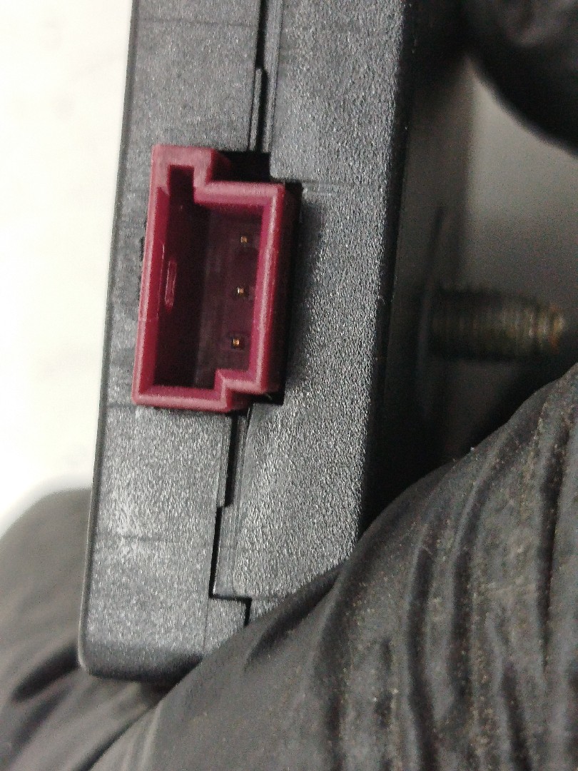 Amplificador de antena BMW 3 Compact (E46) | 01 - 05 Imagem-2