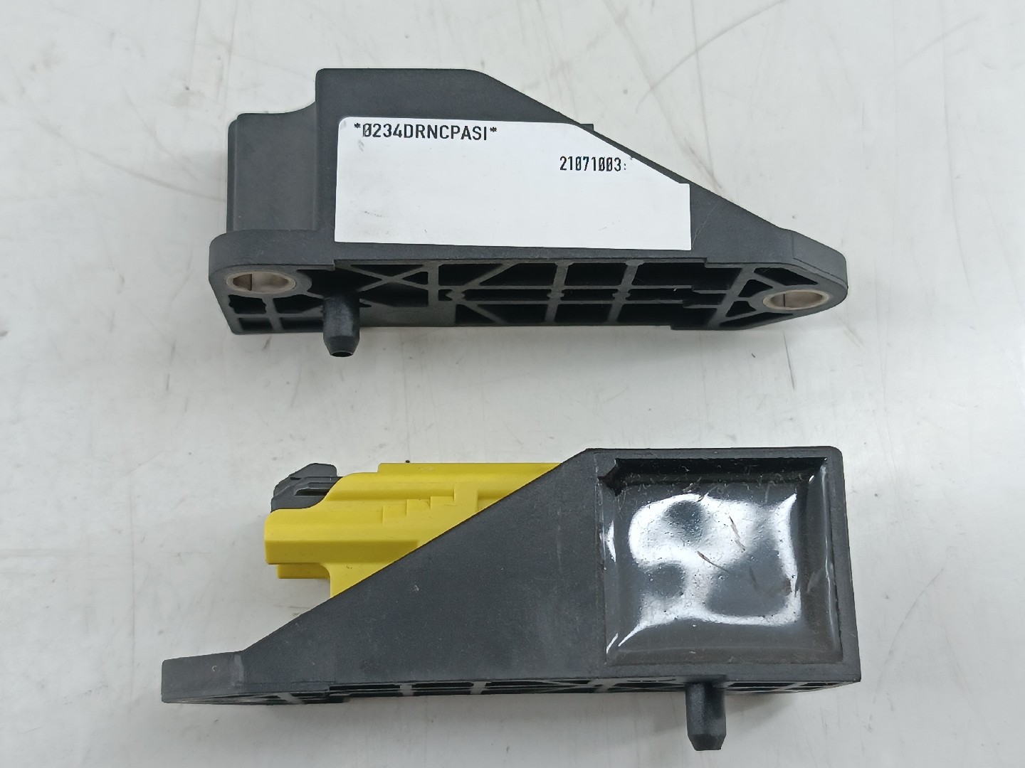 Sensor de Impacto VOLKSWAGEN POLO (9N_) | 01 - 14 Imagem-1