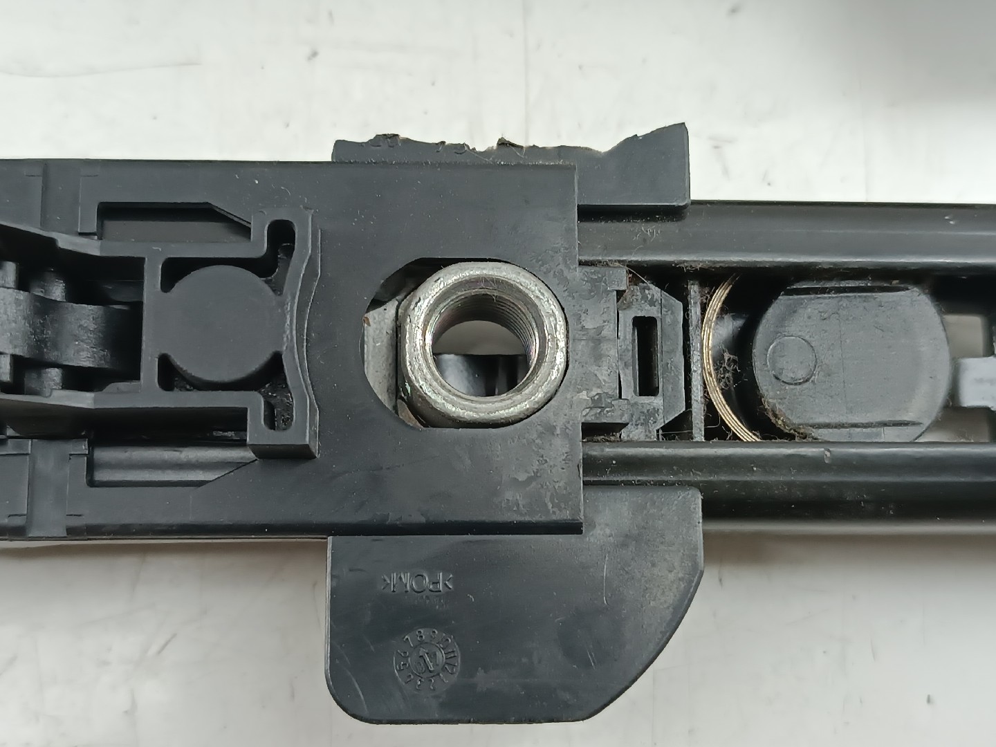 Regulador de altura de cinto VOLKSWAGEN POLO (9N_) | 01 - 14 Imagem-1