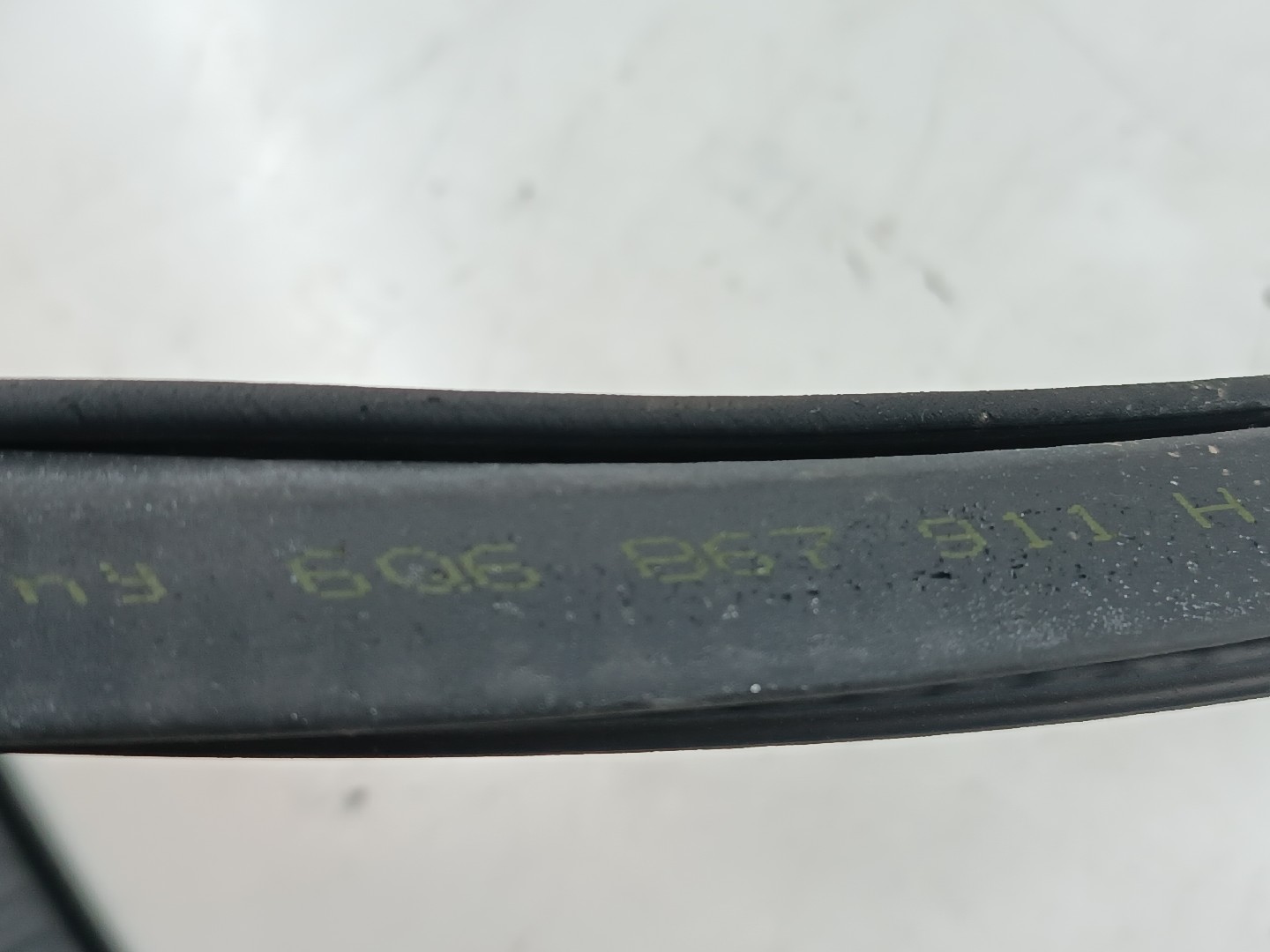 Borracha Da Porta Traseira Esquerda VOLKSWAGEN POLO (9N_) | 01 - 14 Imagem-2