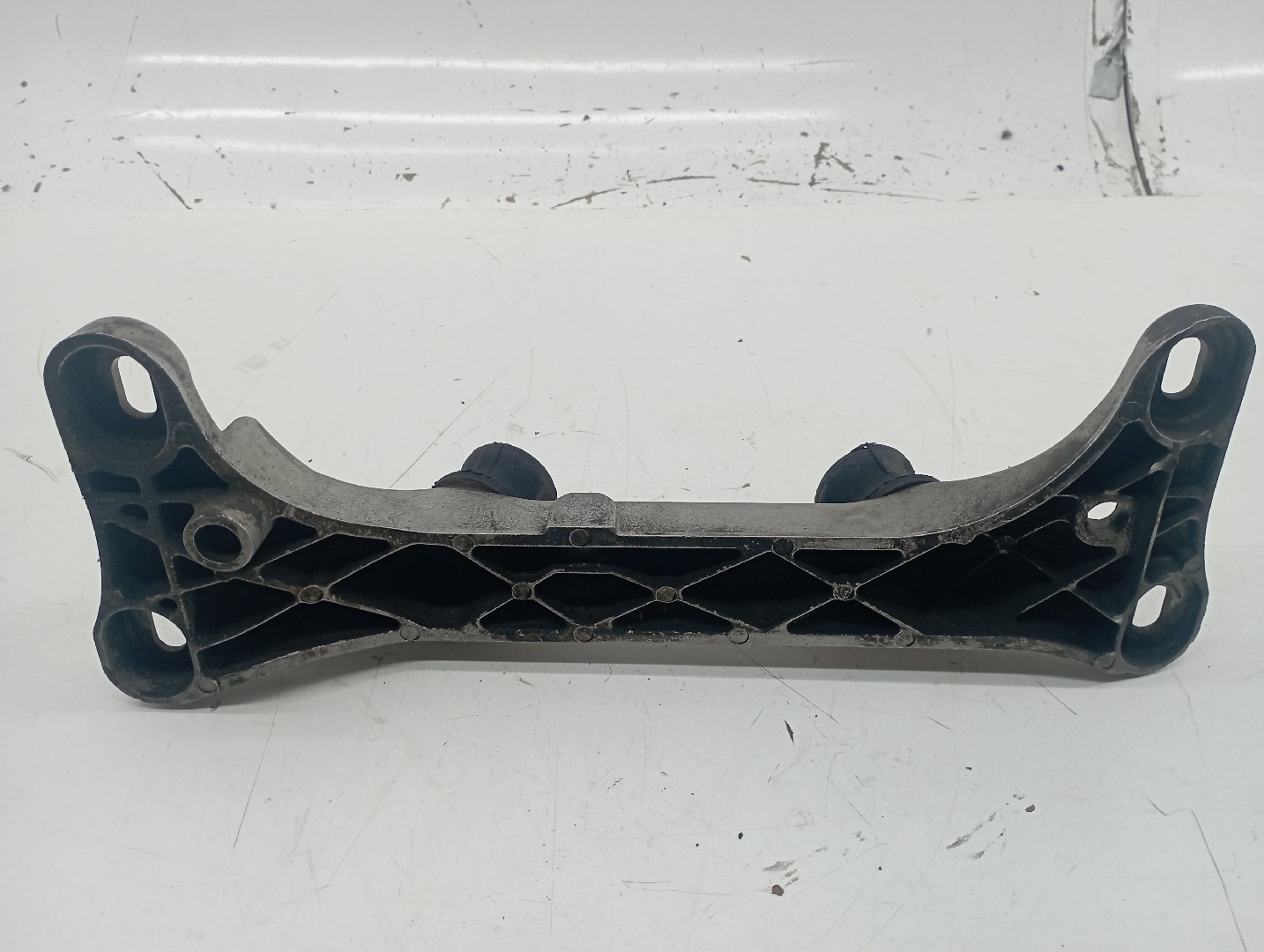 Suporte de apoio de caixa BMW 3 Compact (E46) | 01 - 05 Imagem-2