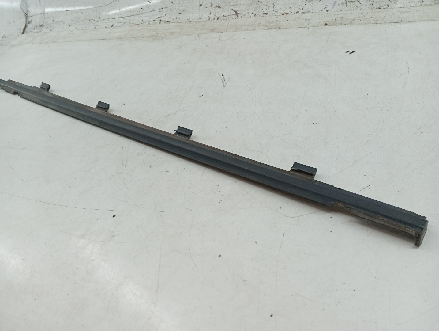 Raspador de vidro VOLKSWAGEN POLO (9N_) | 01 - 14 Imagem-1