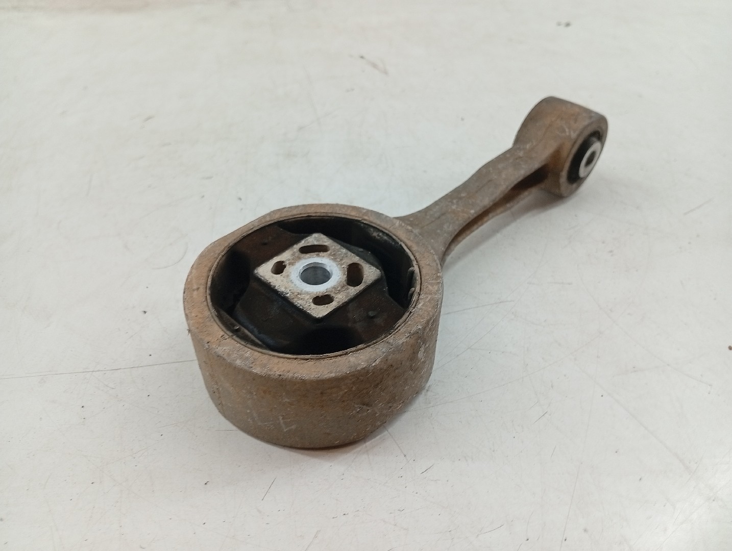 Apoio da caixa de velocidades VOLKSWAGEN POLO (9N_) | 01 - 14 Imagem-3