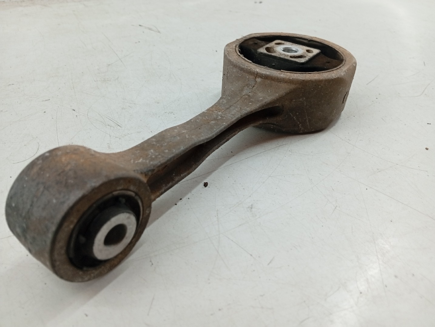 Apoio da caixa de velocidades VOLKSWAGEN POLO (9N_) | 01 - 14 Imagem-1