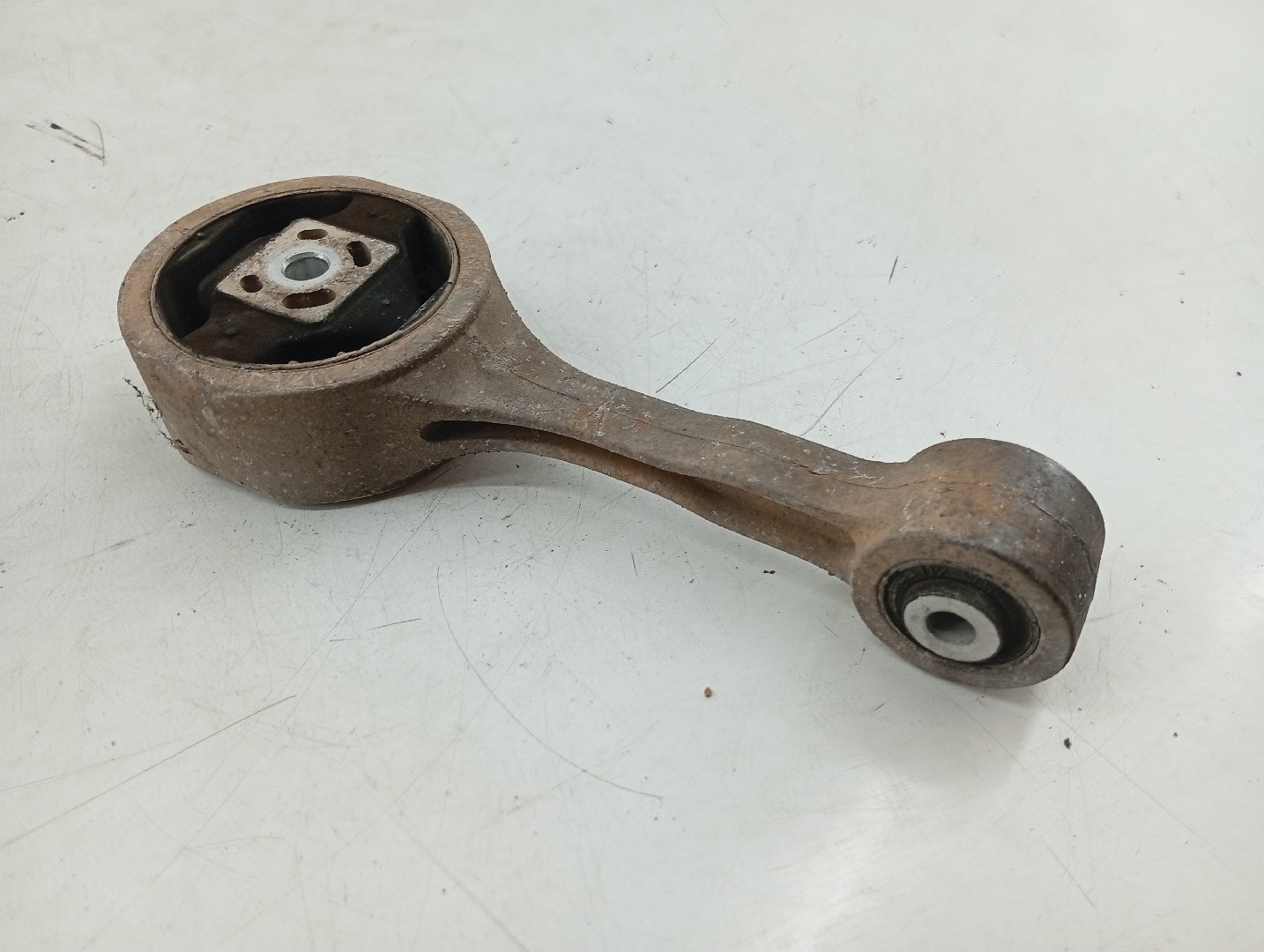 Apoio da caixa de velocidades VOLKSWAGEN POLO (9N_) | 01 - 14 Imagem-2