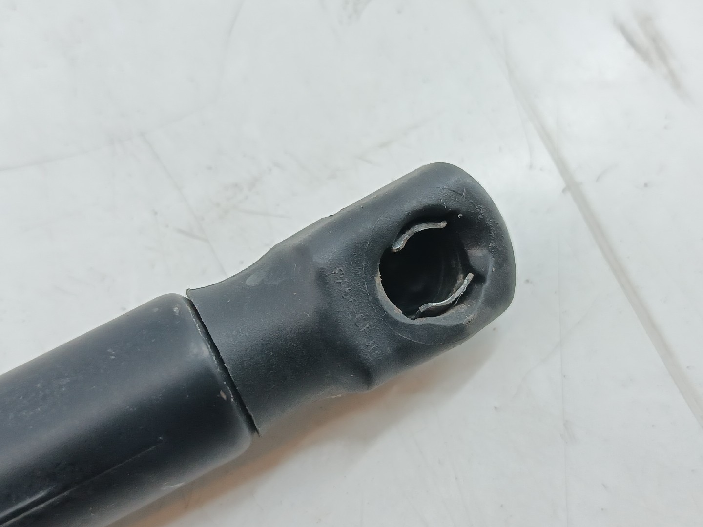 Amortecedor de porta da mala VOLKSWAGEN POLO (9N_) | 01 - 14 Imagem-1
