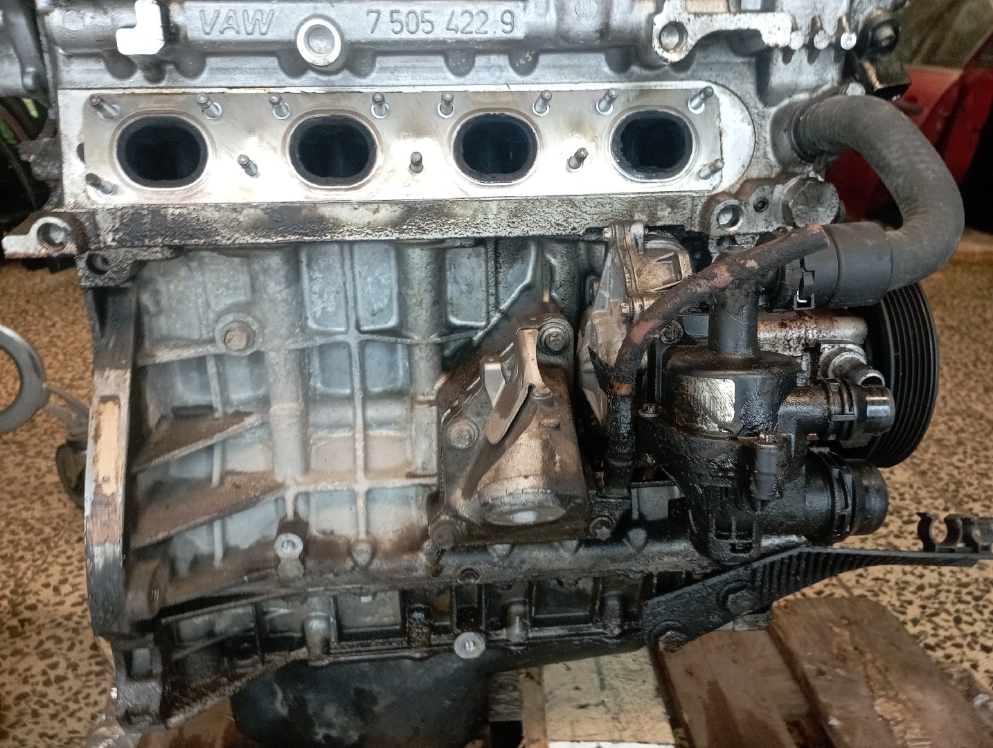 Motor BMW 3 Compact (E46) | 01 - 05 Imagem-1