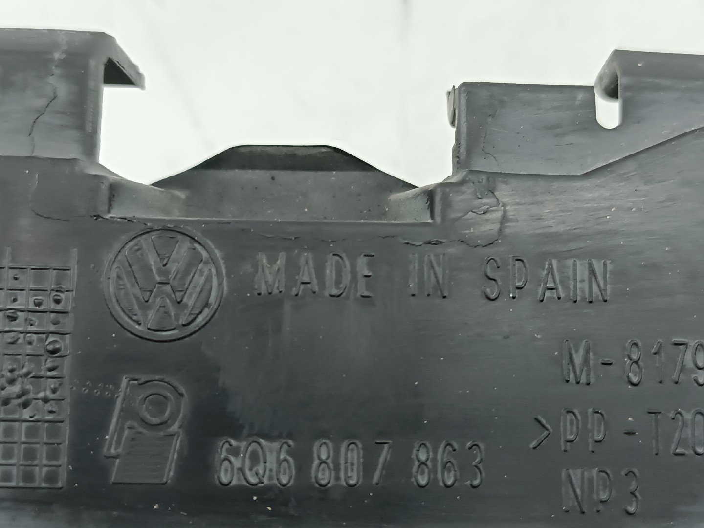 Guia do Para choques VOLKSWAGEN POLO (9N_) | 01 - 14 Imagem-2