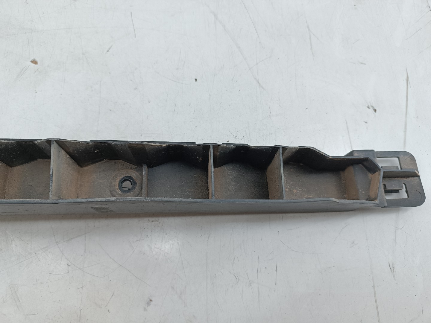 Guia do Para choques VOLKSWAGEN POLO (9N_) | 01 - 14 Imagem-6