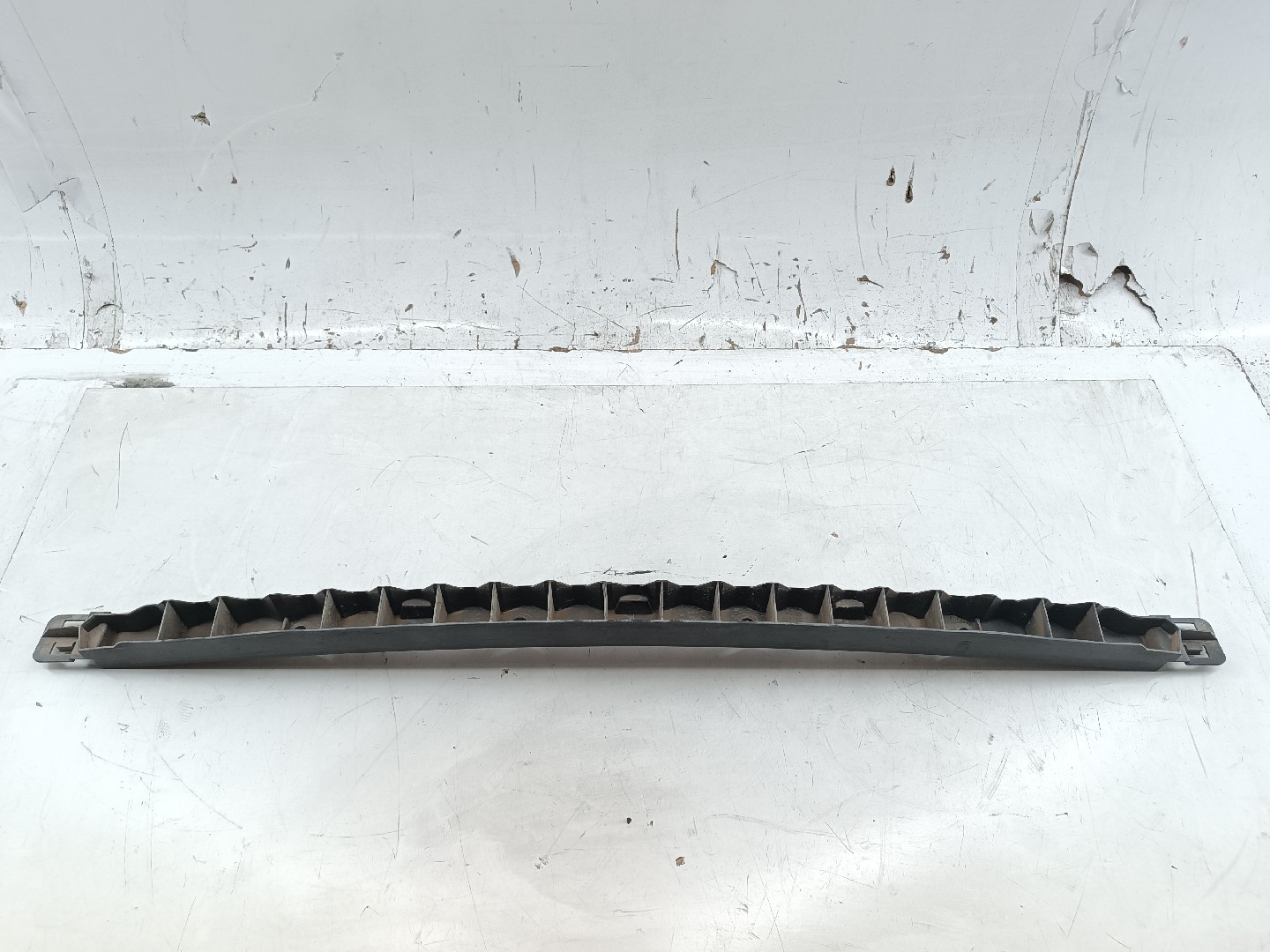 Guia do Para choques VOLKSWAGEN POLO (9N_) | 01 - 14 Imagem-9