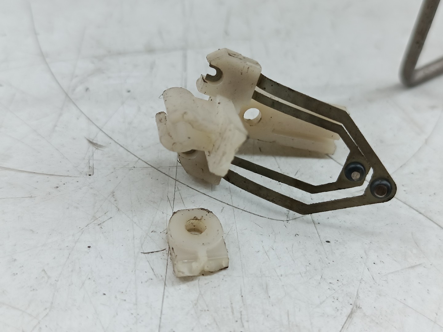 Bomba de Combustível LANCIA DELTA III (844_) | 08 - 14 Imagem-3