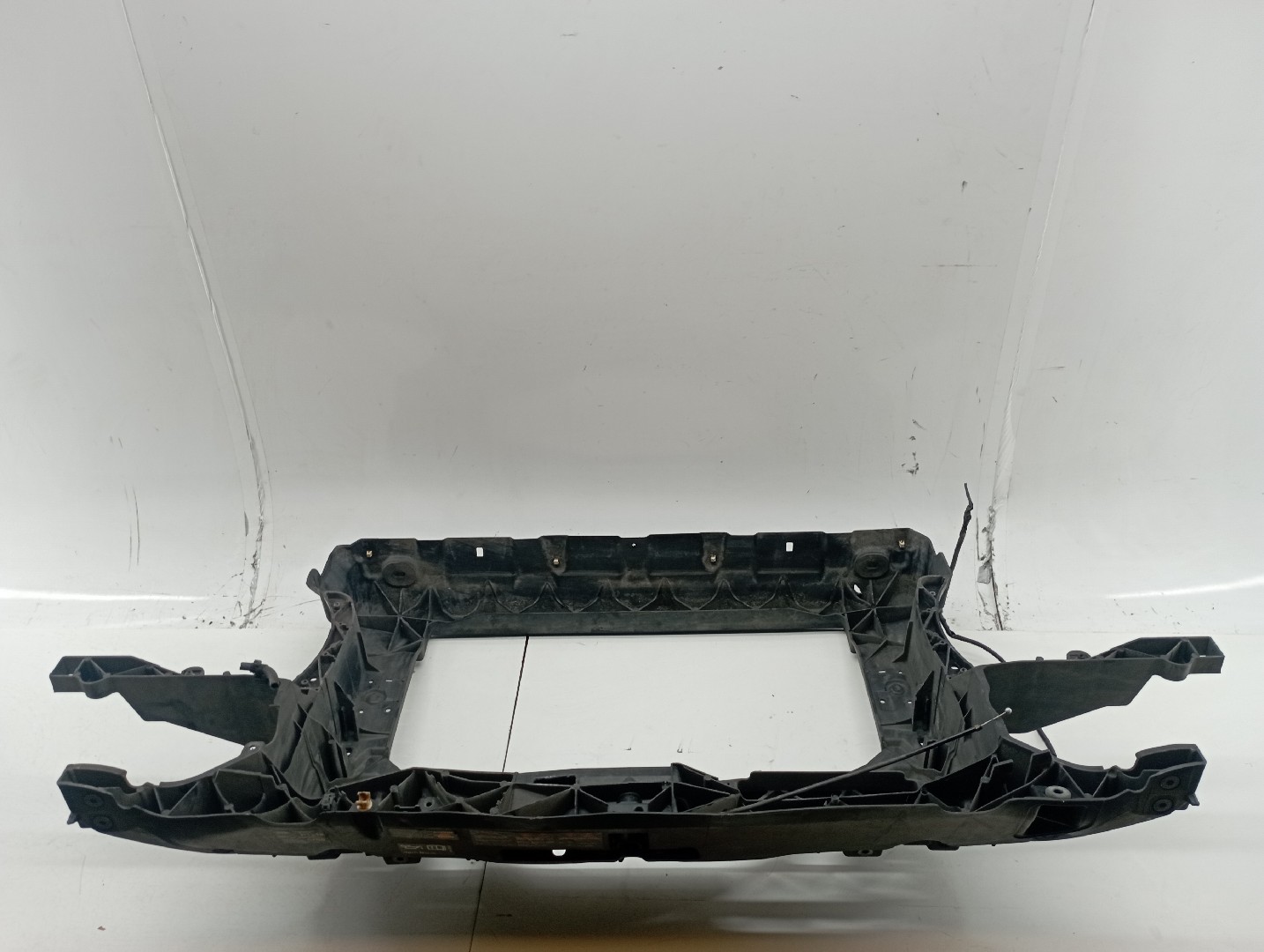 Mascara frente SEAT TOLEDO III (5P2) | 04 - 09 Imagem-4