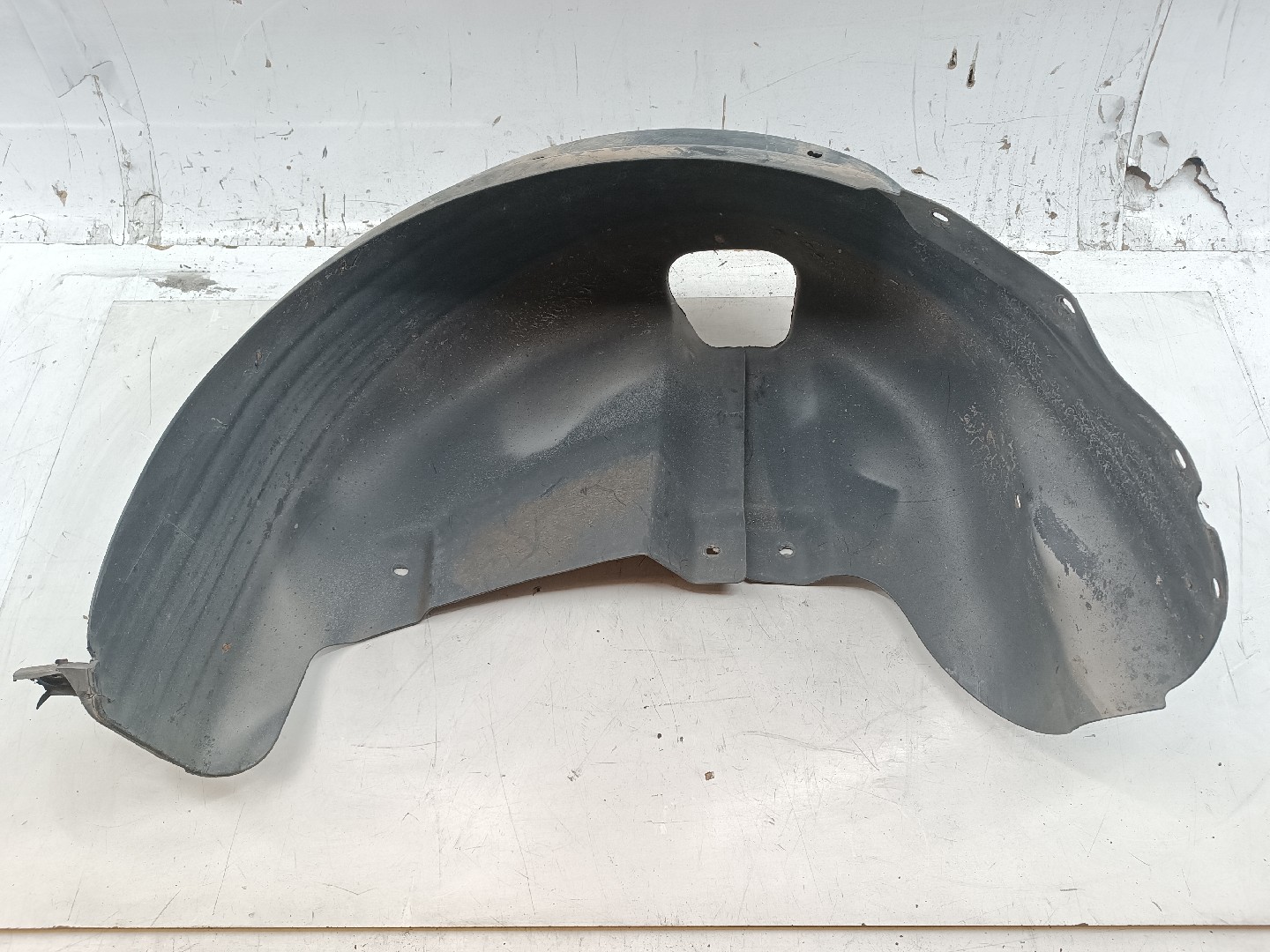 Cava de Roda Traseira Esquerda VOLKSWAGEN POLO (6N2) | 99 - 01