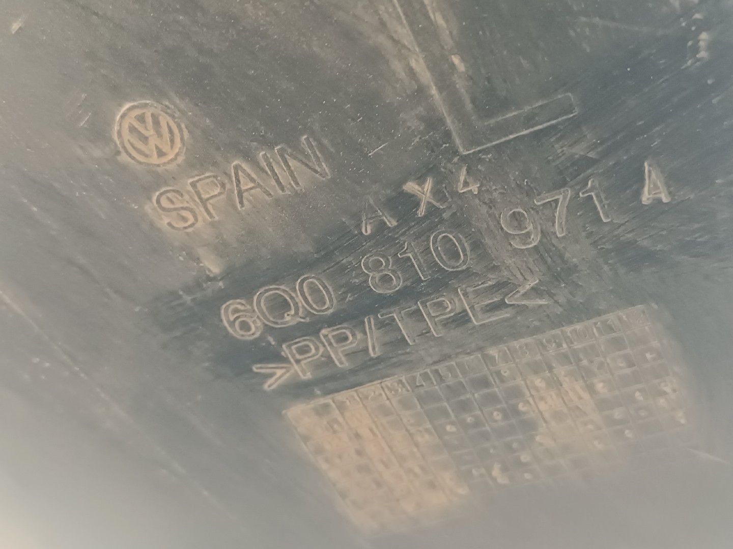 Cava de Roda Traseira Esquerda VOLKSWAGEN POLO (6N2) | 99 - 01 Imagem-3