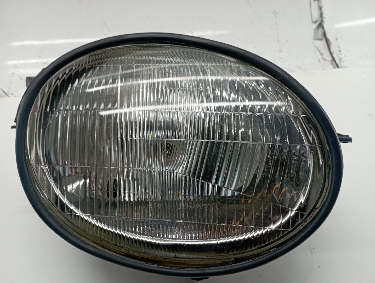 Right Headlight  TOYOTA COROLLA Compact (_E11_) | 97 - 02