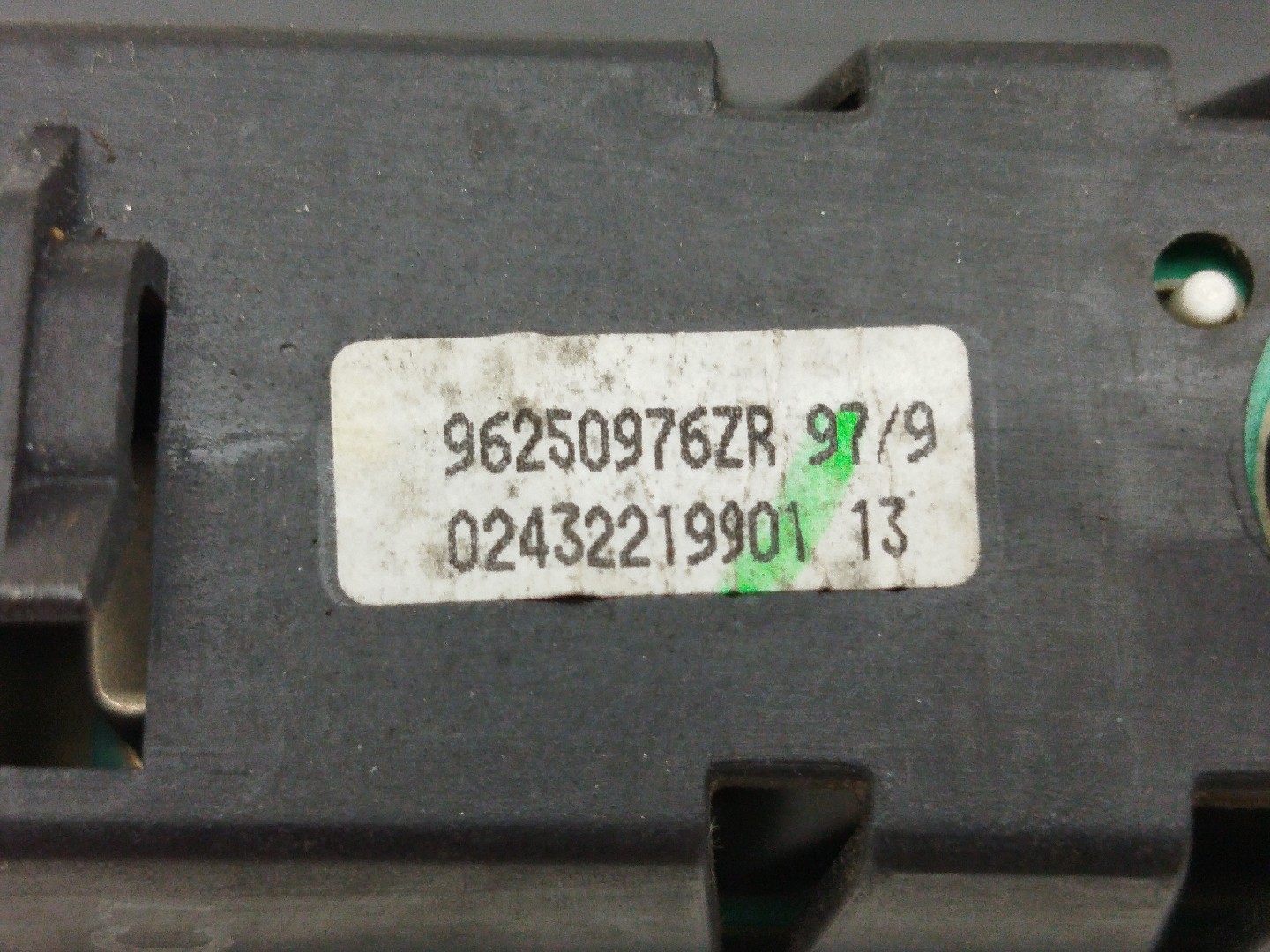 Display PEUGEOT 206 Hatchback (2A/C) | 98 - 12 Imagem-3