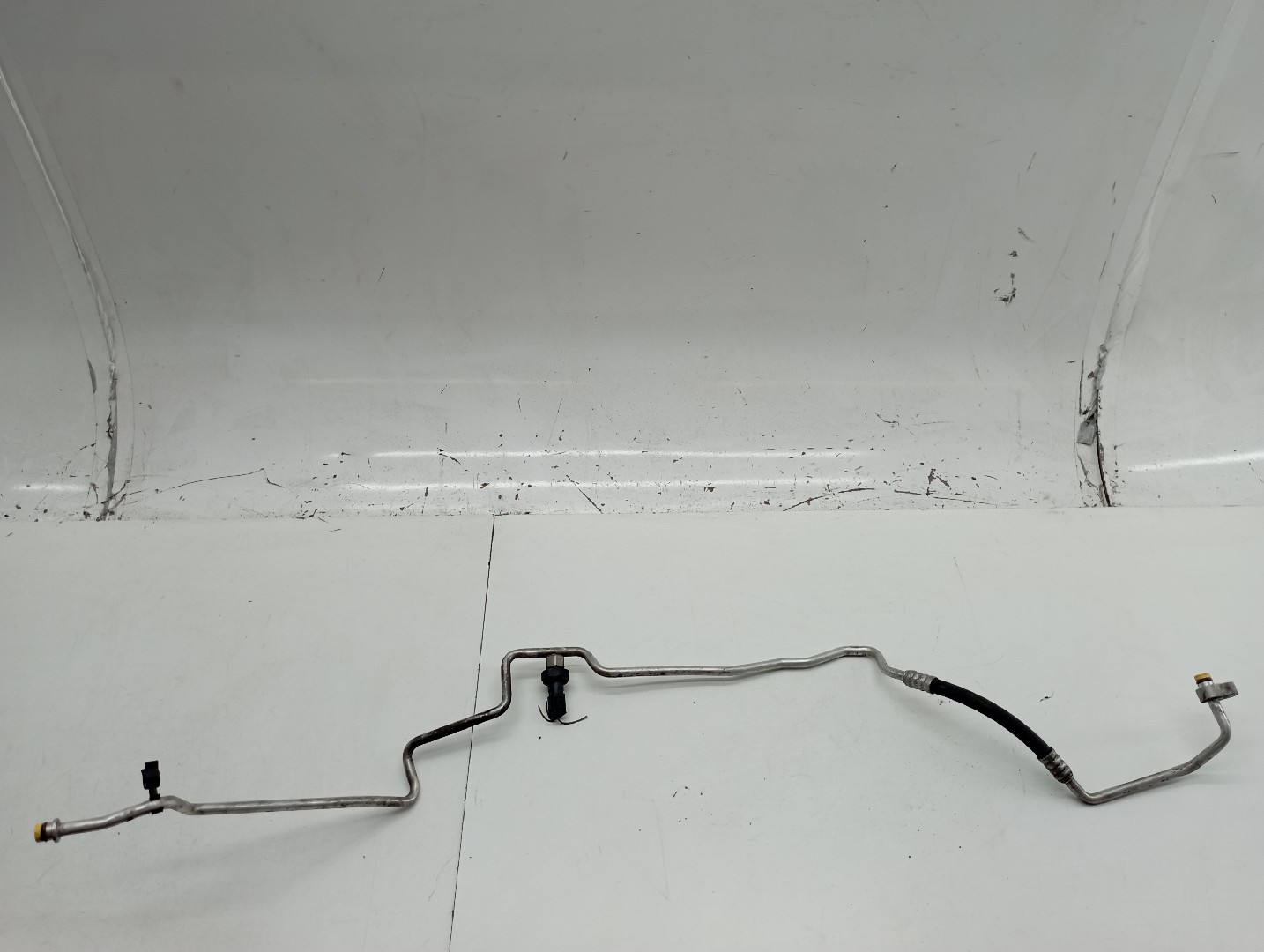 Tubo de Ar condicionado BMW 6 (E63) | 03 - 10