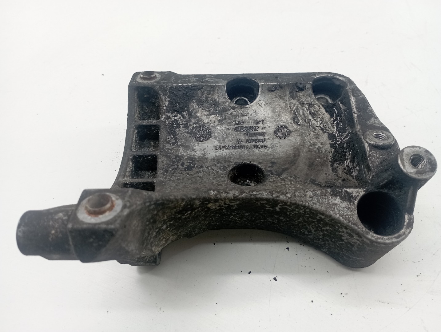 Suporte de Compressor de Ar Condicionado BMW 6 (E63) | 03 - 10 Imagem-6