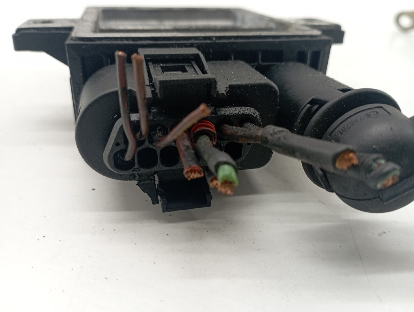 Temporizador das Velas / Rele BMW 6 (E63) | 03 - 10 Imagem-2