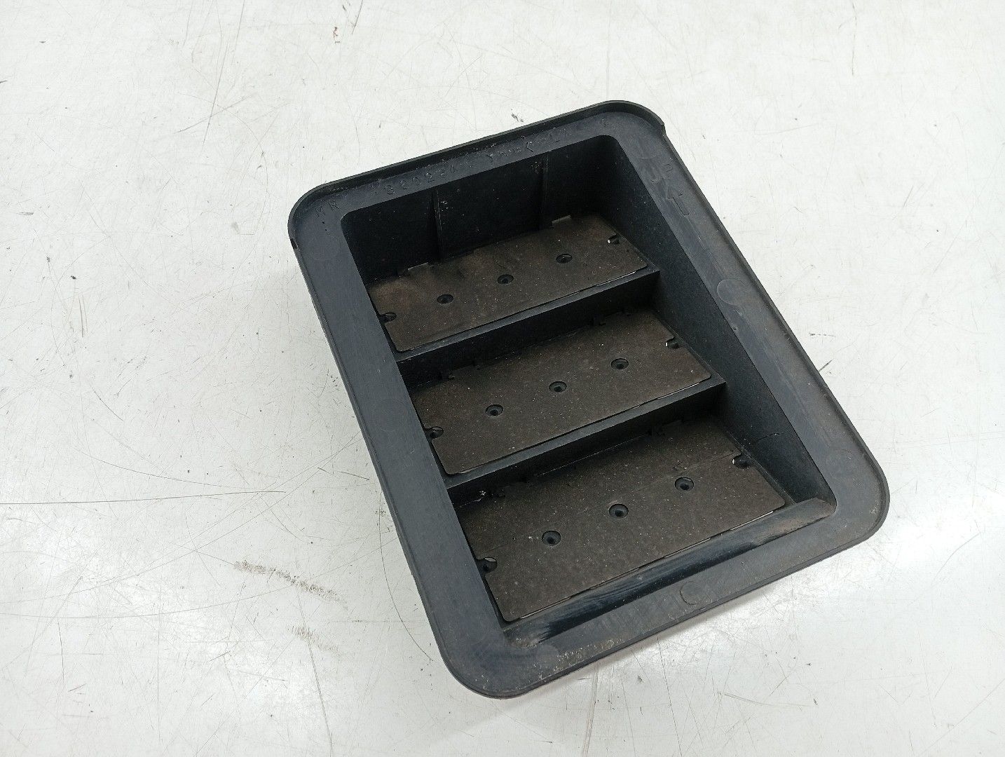 Painel de Ventilação da Carroceria MITSUBISHI ASX (GA_W_) | 09 -  Imagem-2