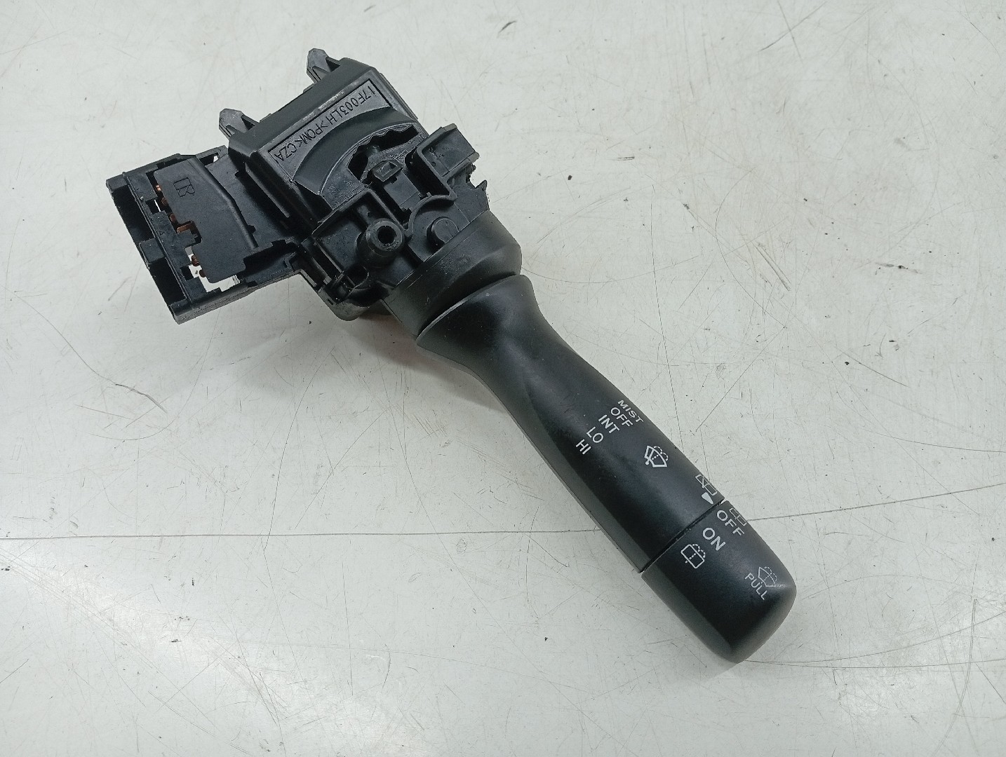 Comutador de limpa-para-brisas CITROEN C1 (PM_, PN_) | 05 - 14 Imagem-1