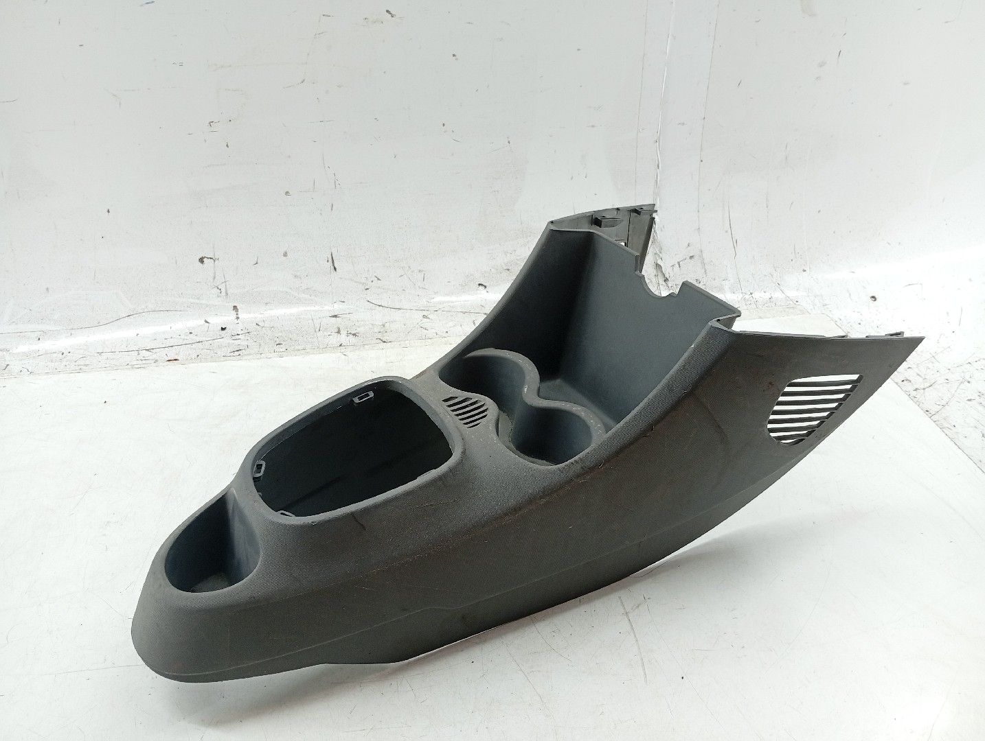 Consola Central CITROEN C1 (PM_, PN_) | 05 - 14