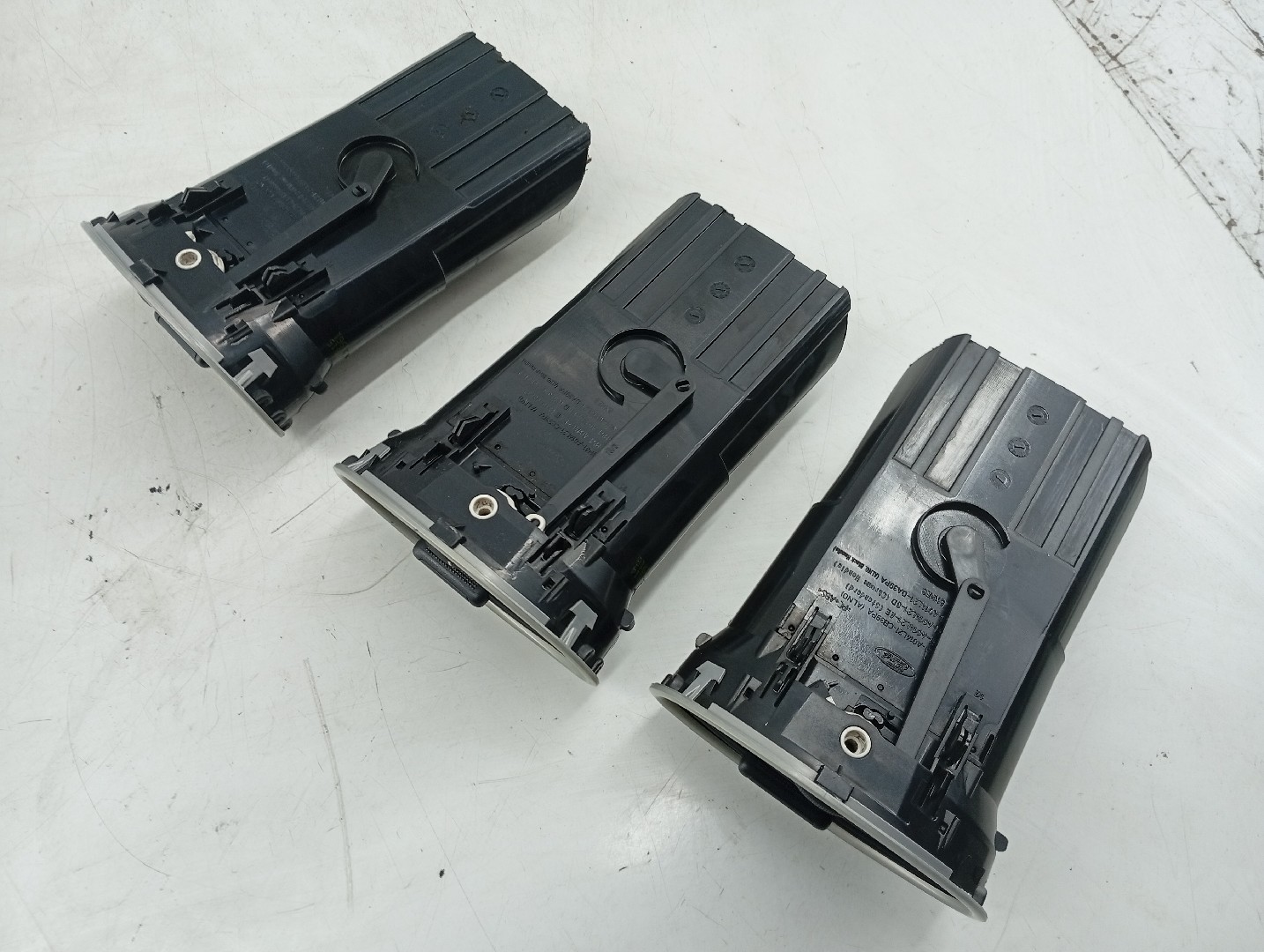 Difusor de ar FORD FOCUS II (DA_, HCP, DP) | 04 - 13 Imagem-3