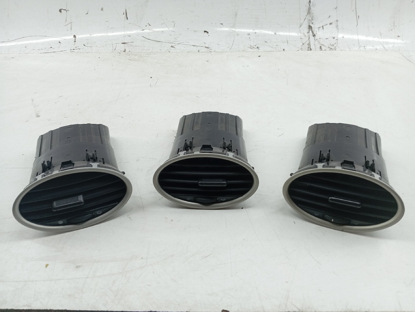 Difusor de ar FORD FOCUS II (DA_, HCP, DP) | 04 - 13