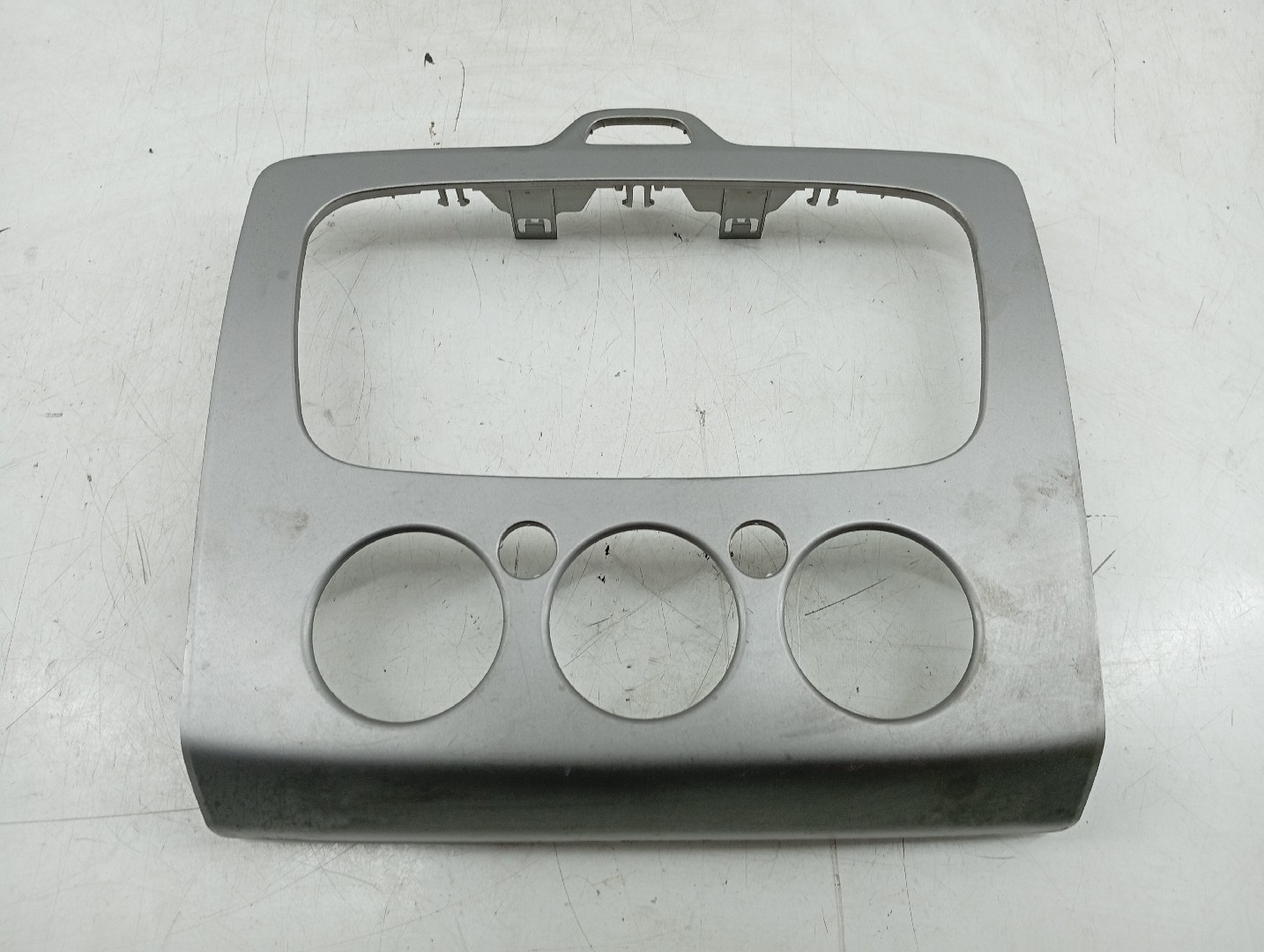 Moldura Consola Central FORD FOCUS II (DA_, HCP, DP) | 04 - 13