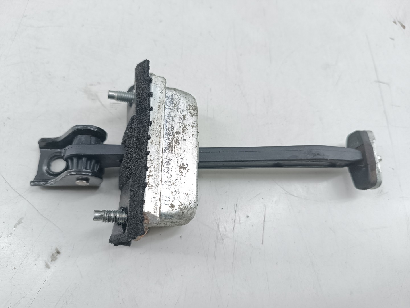 Esticador / Limitador de porta traseira FORD FOCUS II (DA_, HCP, DP) | 04 - 13