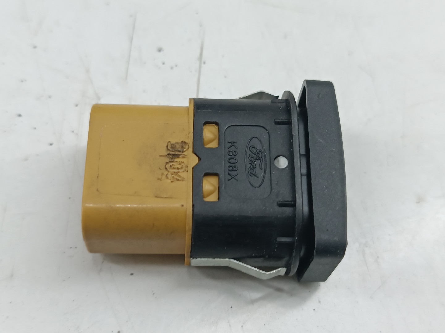 Comutador de vidro frente direito FORD FOCUS II (DA_, HCP, DP) | 04 - 13