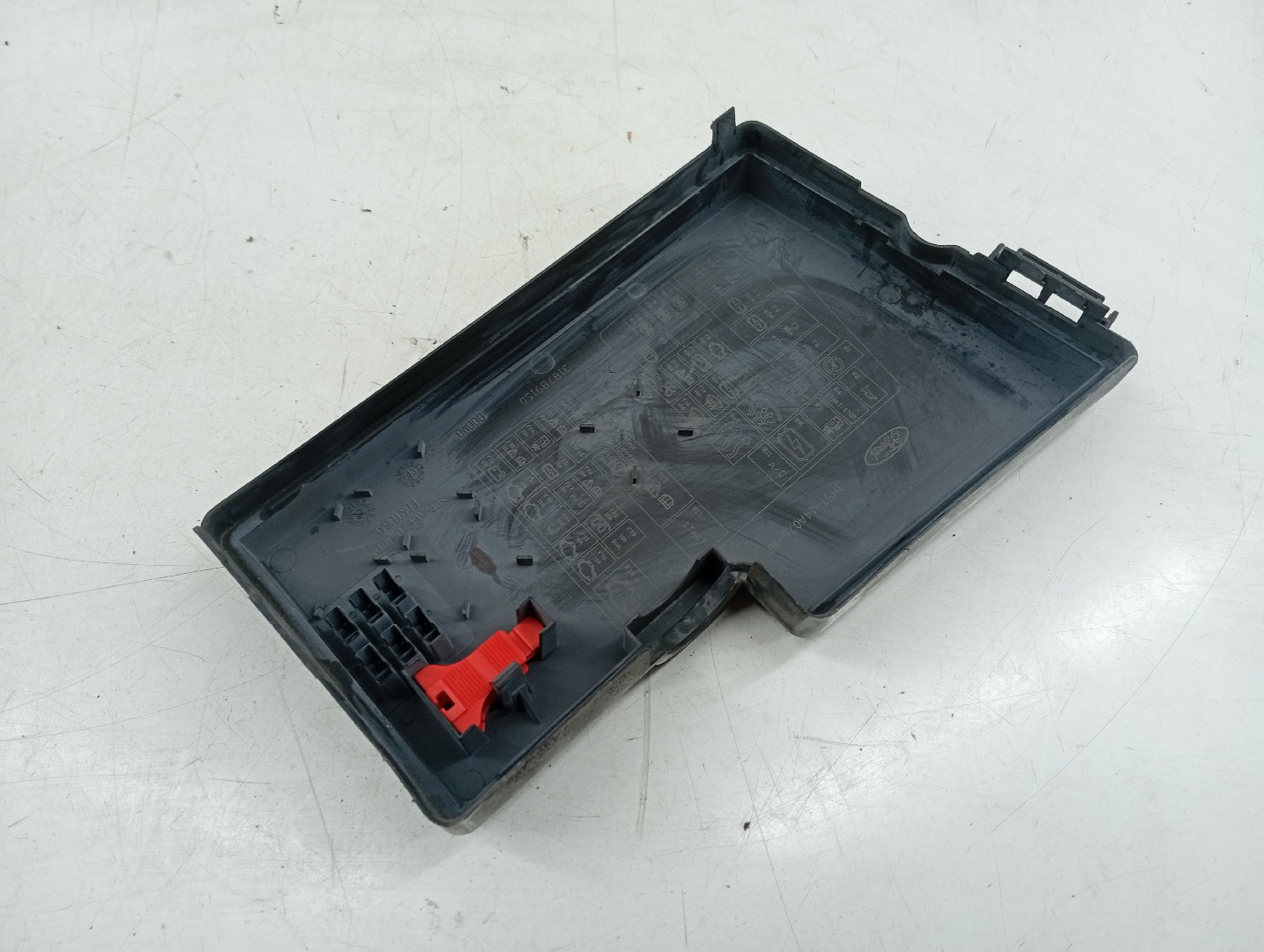 Tampa de caixa de fusiveis FORD FOCUS II (DA_, HCP, DP) | 04 - 13 Imagem-5