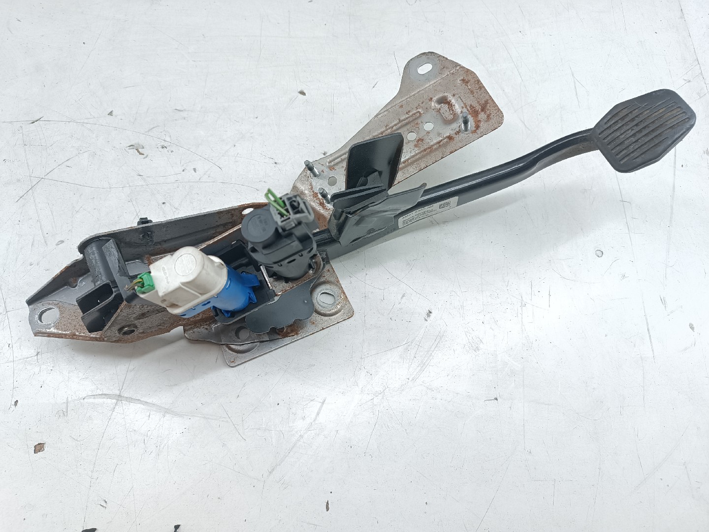 Pedal de travão FORD FOCUS II (DA_, HCP, DP) | 04 - 13