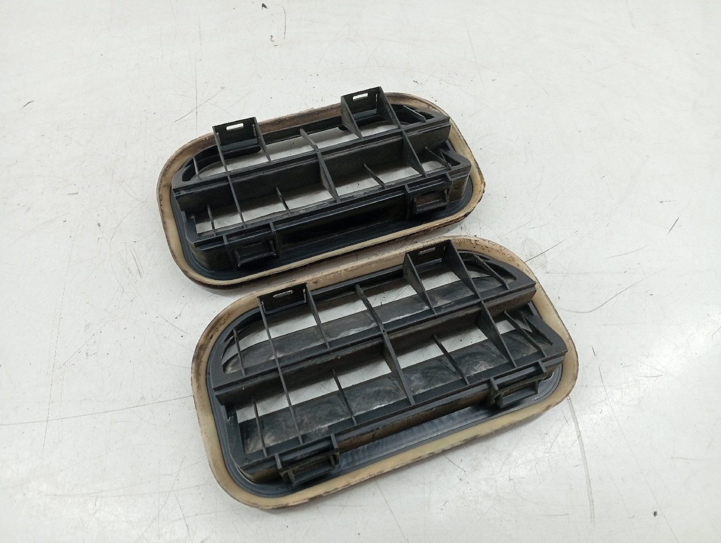 Painel de Ventilação da Carroceria FORD FOCUS II (DA_, HCP, DP) | 04 - 13 Imagem-2