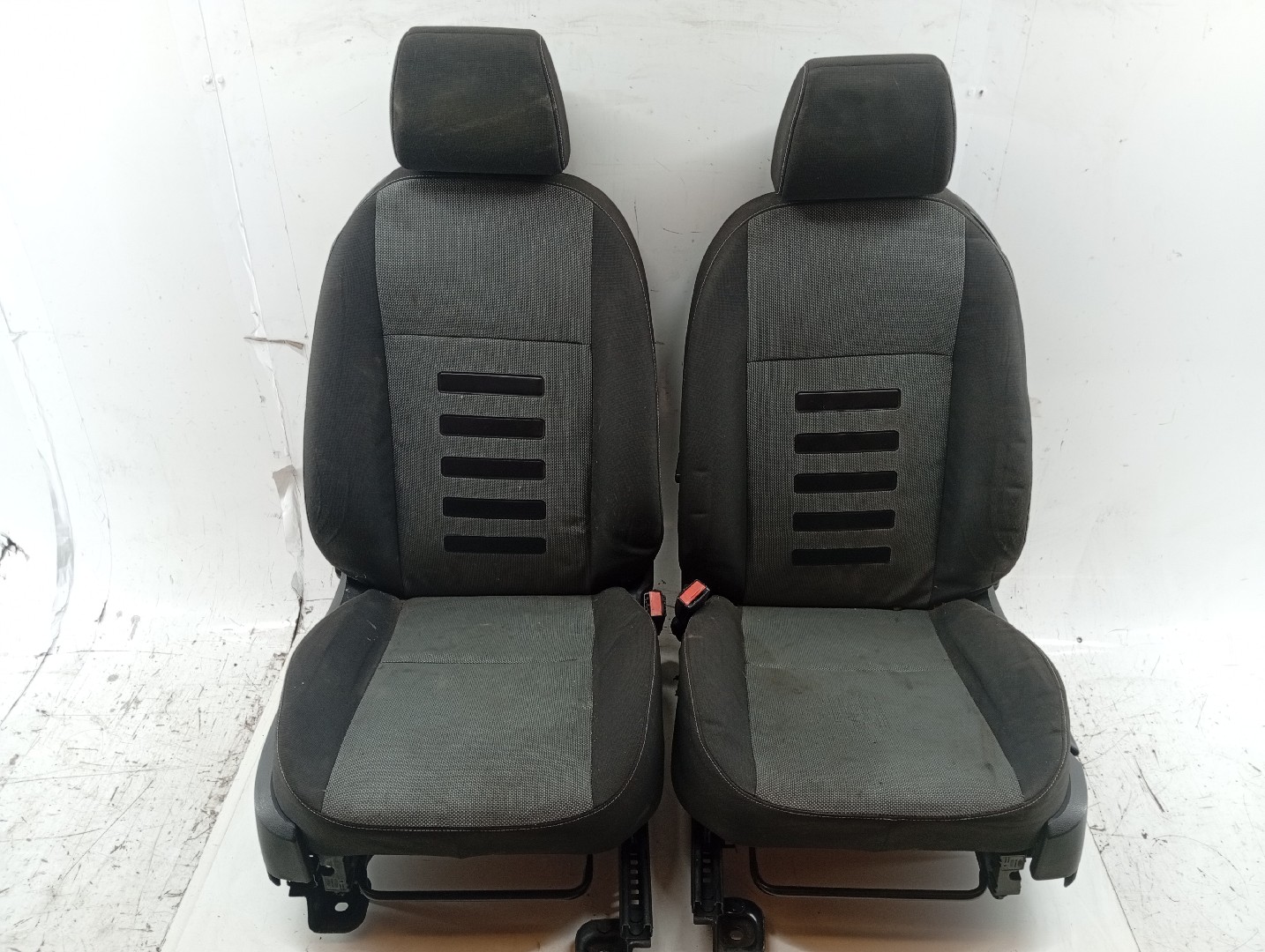 Bancos Frente FORD FOCUS II (DA_, HCP, DP) | 04 - 13 Imagem-4
